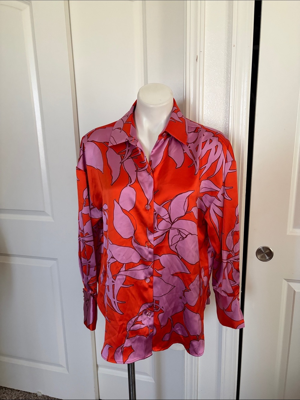 House of Harlow 1960 Red Button-Up Shirt with Pink Floral Print